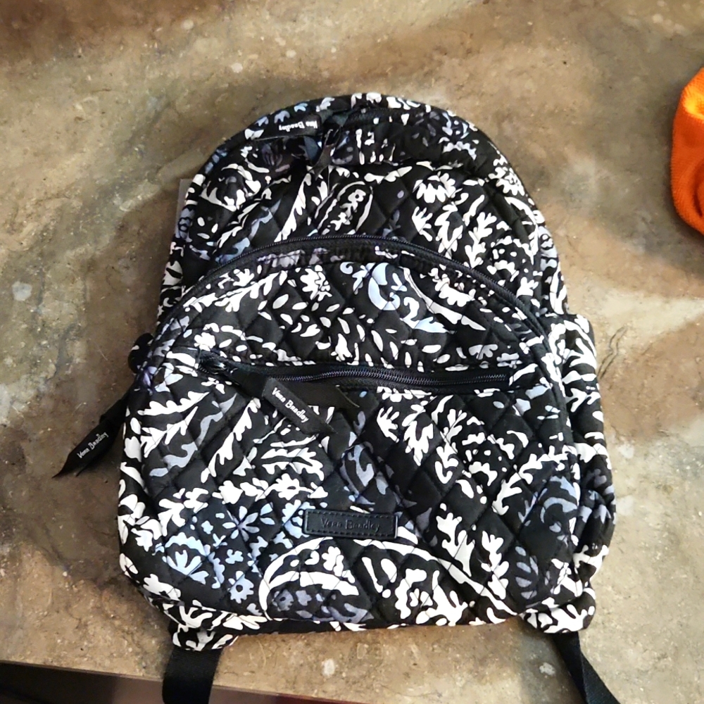 Vera Bradley Essential Compact Backpack Paisley Noir 23725-P70 Black Cotton New!